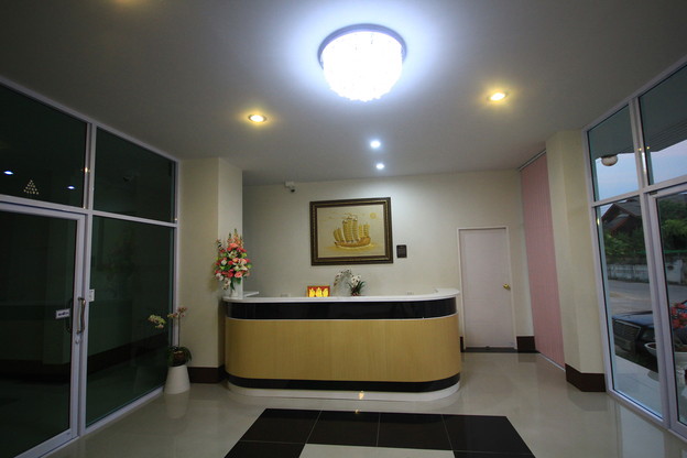 Condo — photo 5