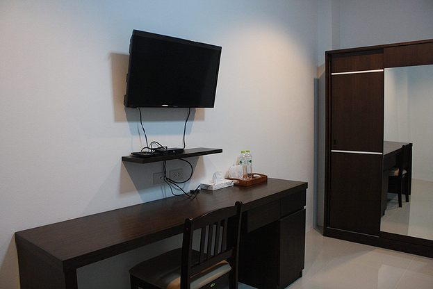 Condo — photo 4