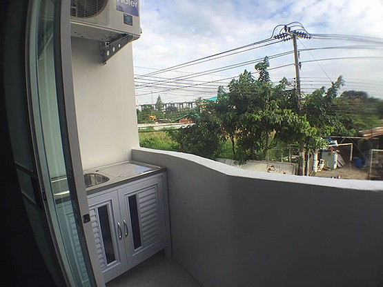 Condo · Phra Pradaeng — photo 4