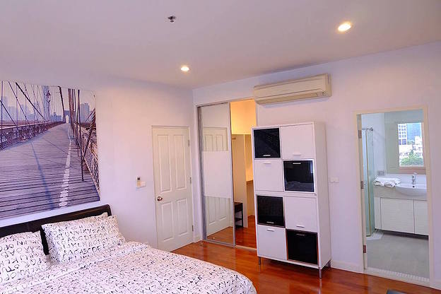 Siri Residence Sukhumvit 24 — photo 4