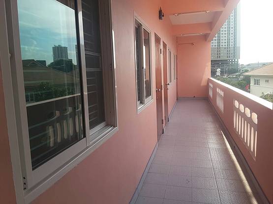 Condo · Mueang Nonthaburi — photo 4