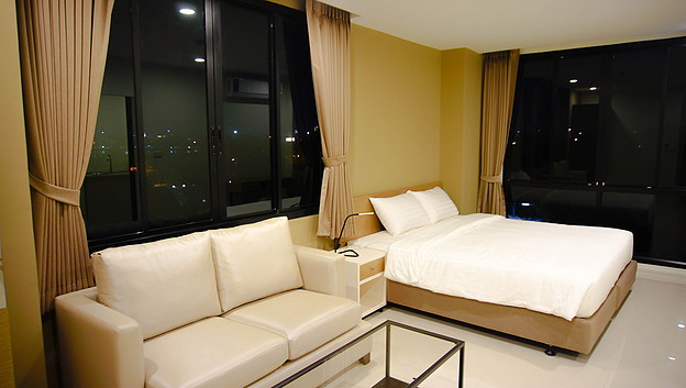 Condo — photo 4
