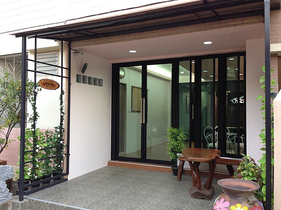 Condo — photo 2