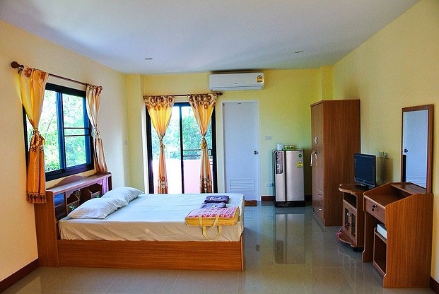 Condo — photo 2