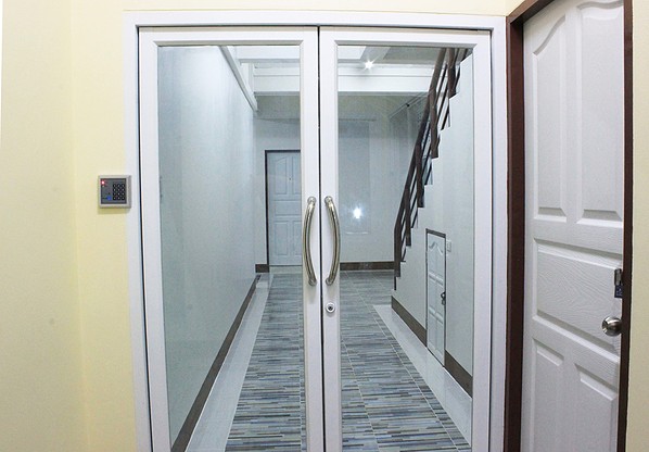Condo — photo 3