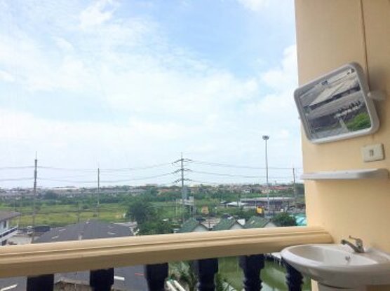 Condo — photo 4