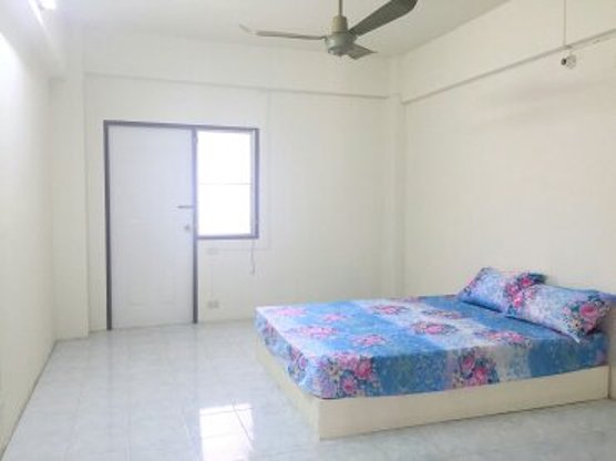 Condo — photo 2