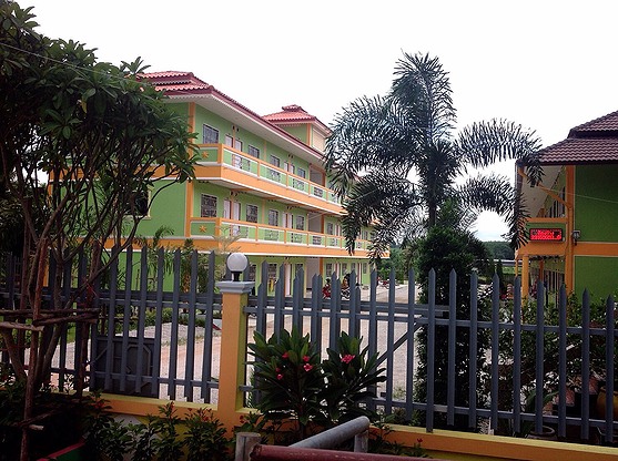 Condo — photo 3