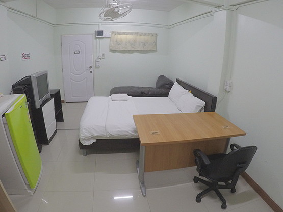 Condo — photo 3