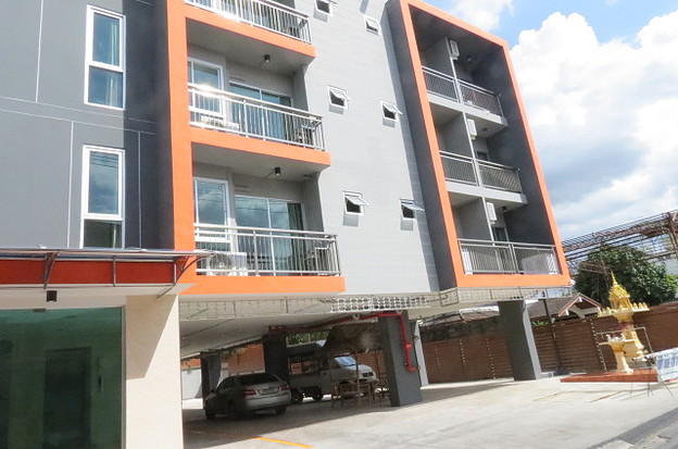 Condo · Phasi Charoen, bangkok — photo 1