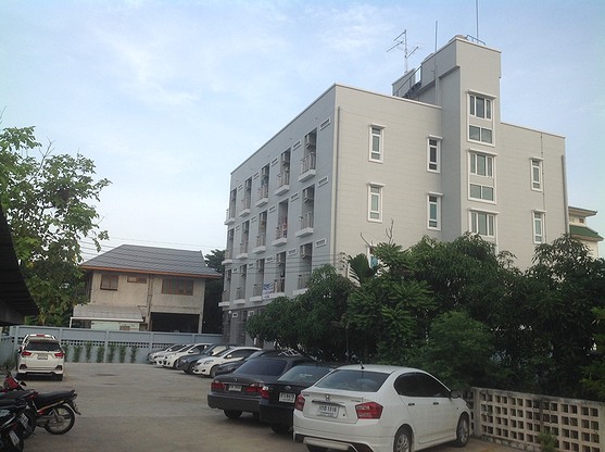 Condo · Lat Krabang, bangkok — photo 2