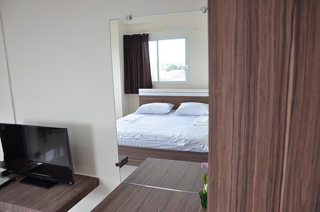 Condo — photo 4