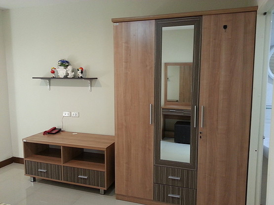 Condo · Huai Khwang, bangkok — photo 3