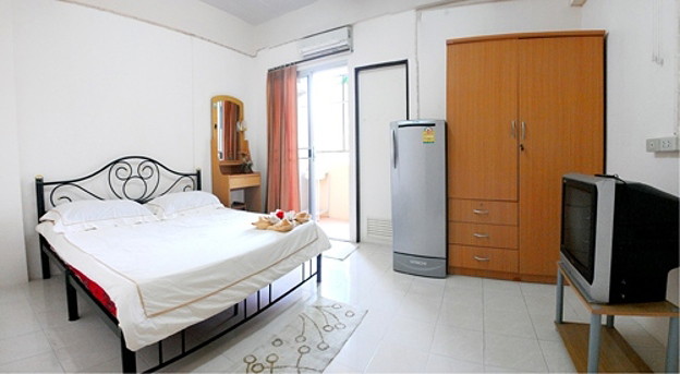 Condo — photo 2