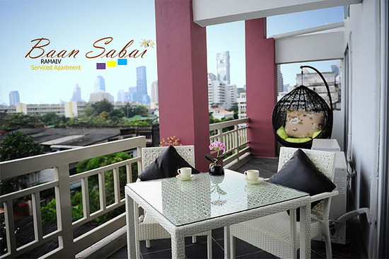 Baan Sabai RamaIV Service Apartment // 10 mins to Lumpini MRT - Apartment for Rent