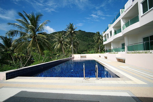 Kata Top View Apartment