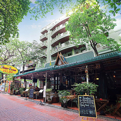 Condo · Phra Nakhon, bangkok — photo 1