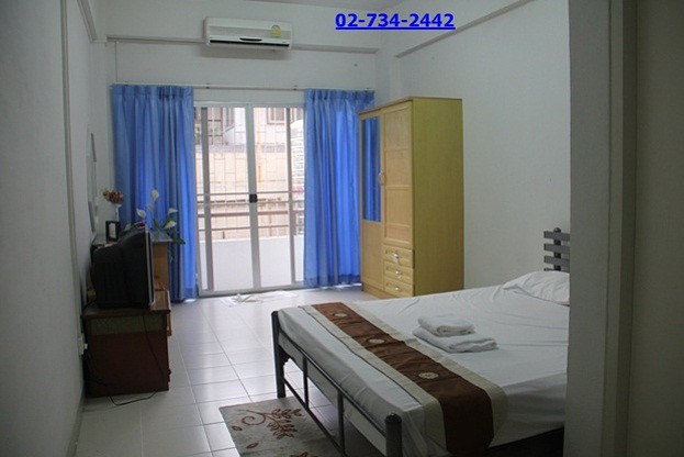 Condo · Bang Kapi, bangkok — photo 1