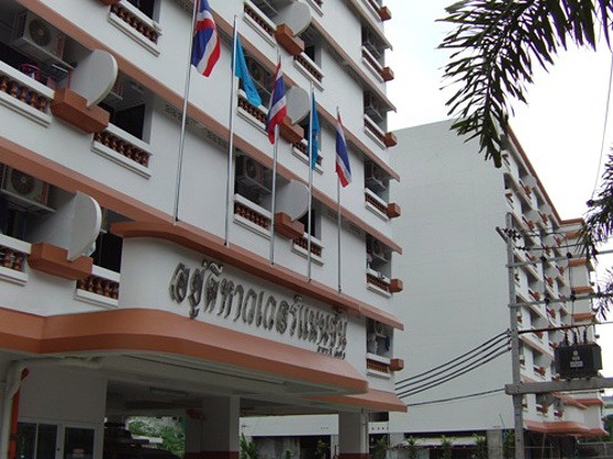 Condo · bangkok — photo 3