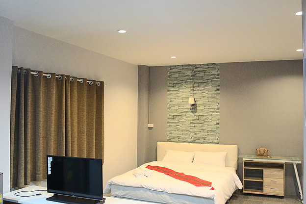 Condo — photo 5