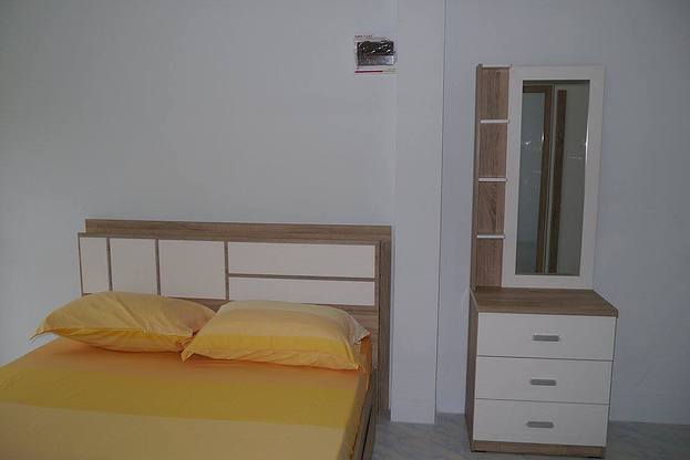 Condo — photo 2