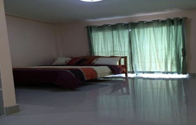 Condo — photo 2