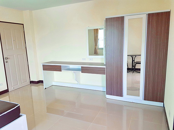 Condo · Phra Pradaeng — photo 4