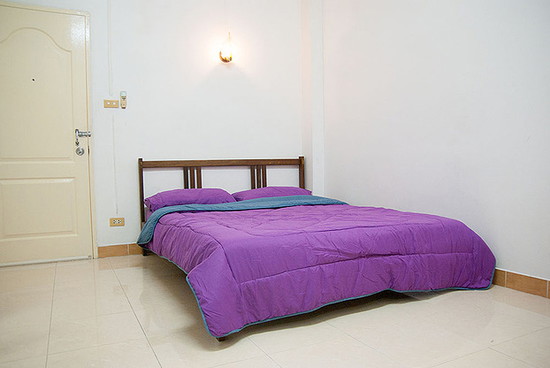 Green Garden Apartment - Apartment for Rent