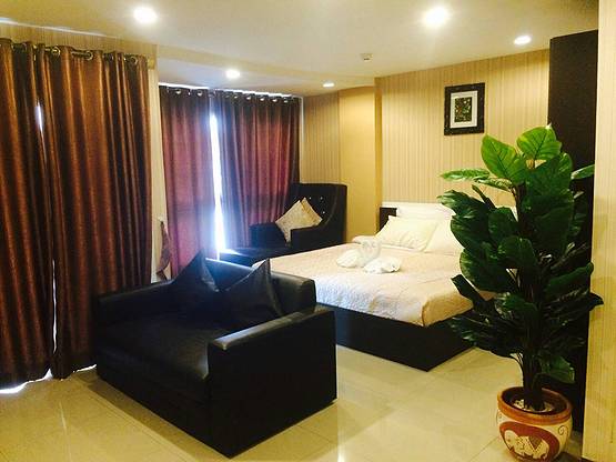 Condo — photo 3