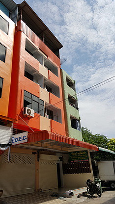 Condo · Khlong Toei, bangkok — photo 2