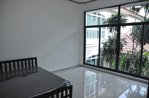 Condo — photo 3