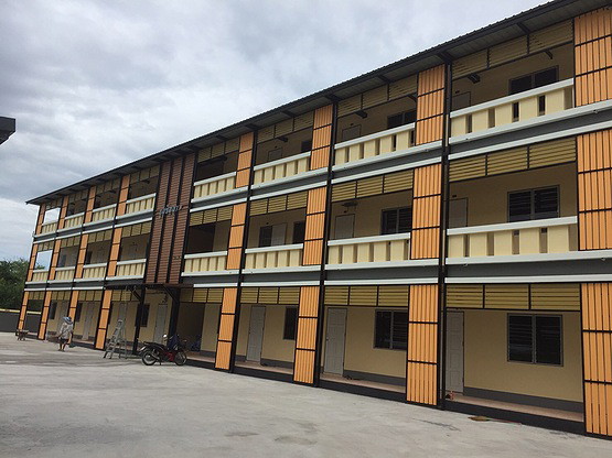 Condo — photo 1
