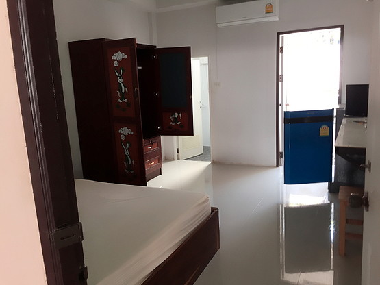 Condo — photo 2