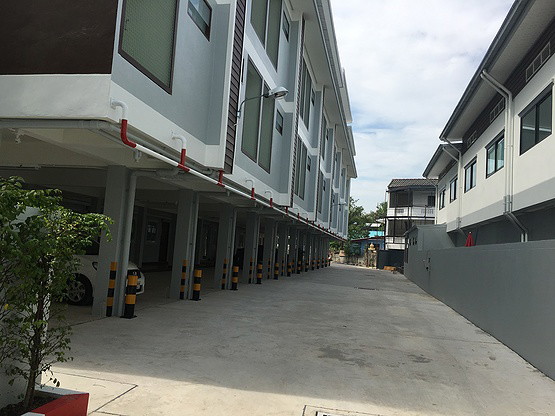 Condo — photo 5