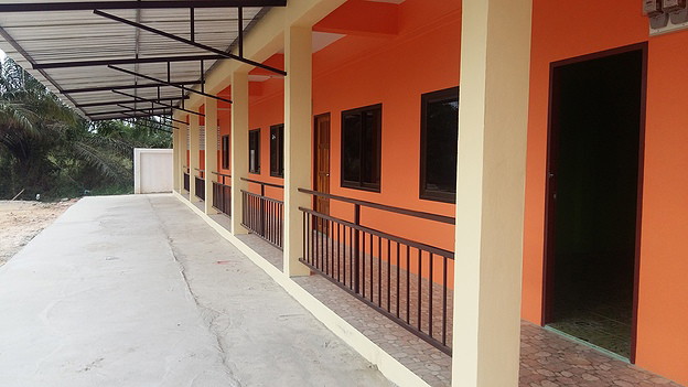 Condo — photo 2