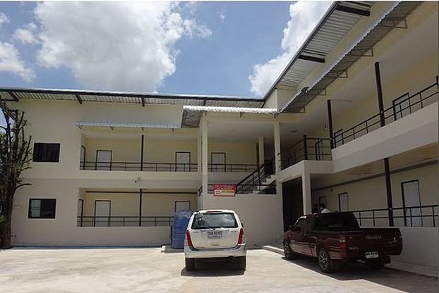 Condo — photo 2