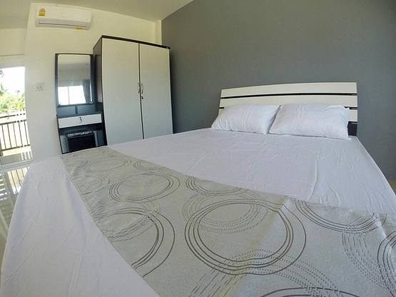 Condo — photo 4