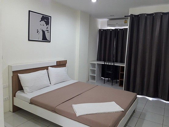 Condo — photo 2