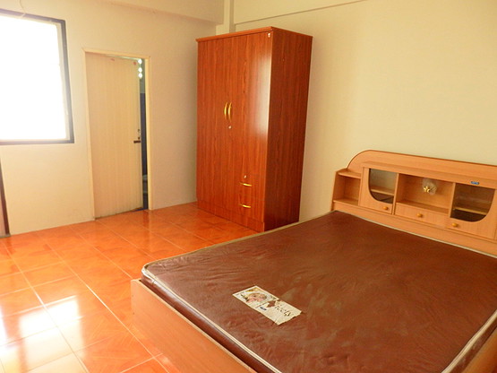 Condo — photo 2