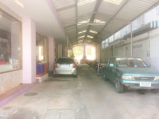 Condo — photo 2