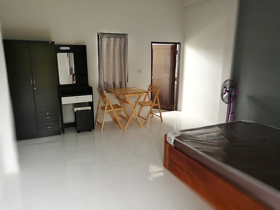 Condo — photo 2