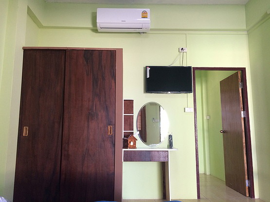 Condo — photo 3