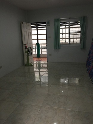 Condo — photo 2