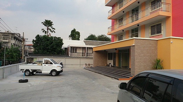 Condo · Bang Khae, bangkok — photo 3
