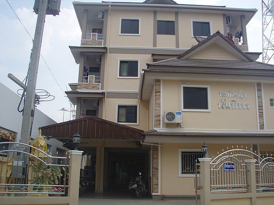 Condo — photo 2