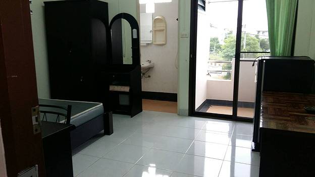 Condo — photo 3