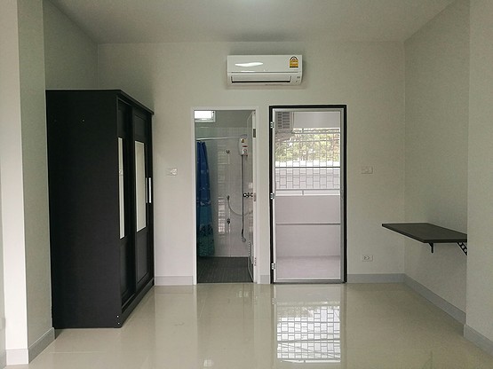 Condo · Mueang Chon Buri, chon_buri — photo 3
