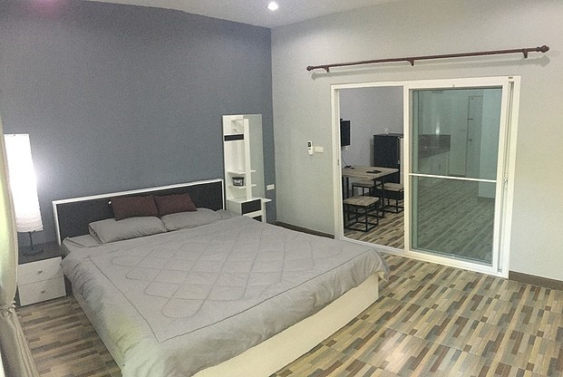 Condo — photo 3