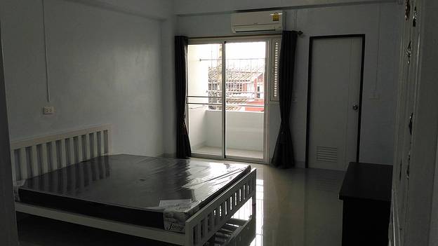 Condo · Bang Phli — photo 4