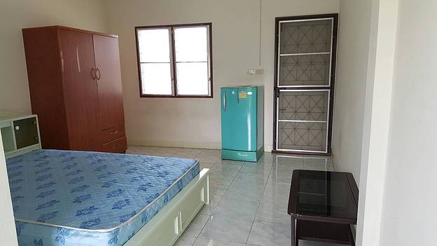 Condo — photo 4